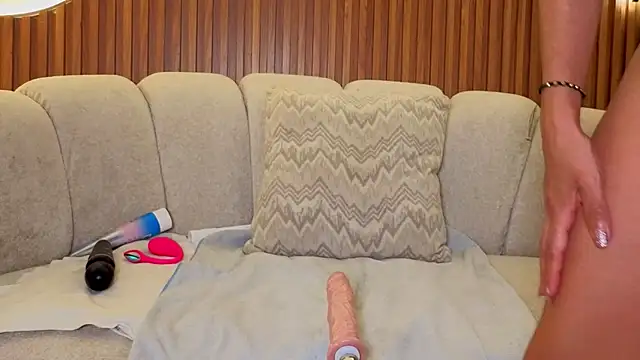 anellejones live cam preview