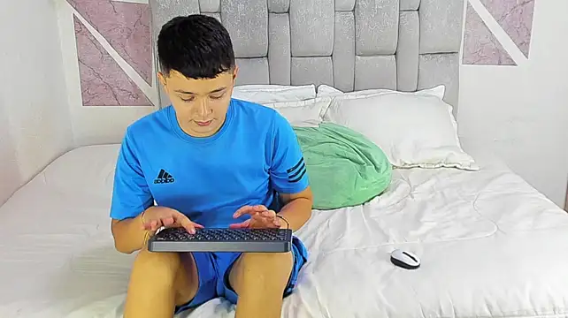 christopher_Hot