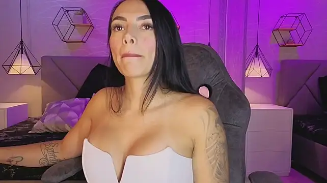 brendasweet10 webcam