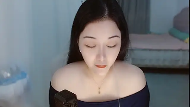Amy-cnbaby live cam preview