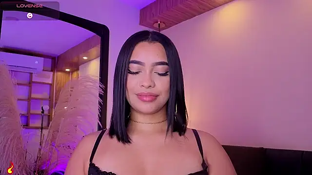 Chloe_monroee webcam