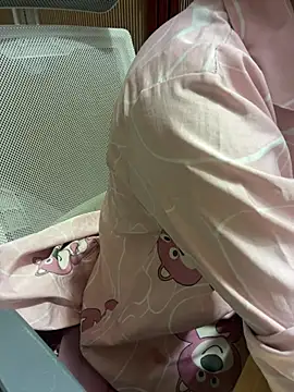Mina048