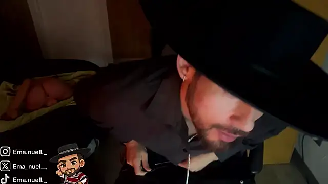 Emanuell__ live cam