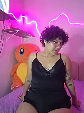 Nyx_w live cam on StripChat
