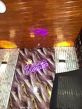 violeta_E_ live cam on StripChat
