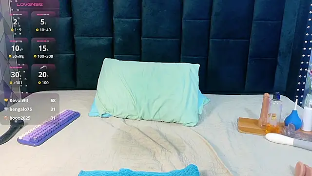 petitelittleebony webcam