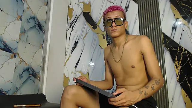 BOUL_GUYS webcam
