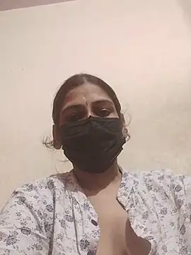 hot_taara