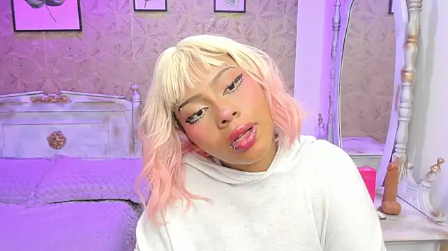 Sofia_clk live cam on StripChat