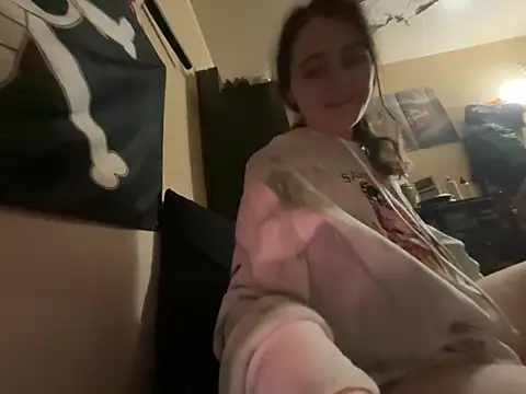Snowbunnycake_131 webcam