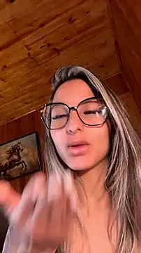 AliceStone19 live cam