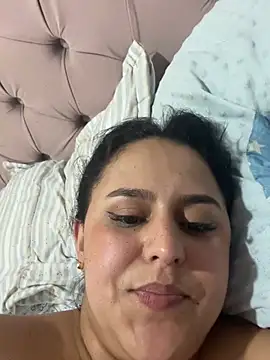 katleya_lewiis live cam preview