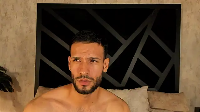 Jacob_Benelli live cam on StripChat