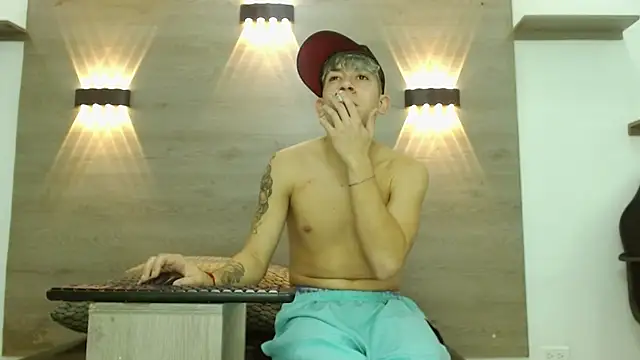 Gaeliitto live cam on StripChat