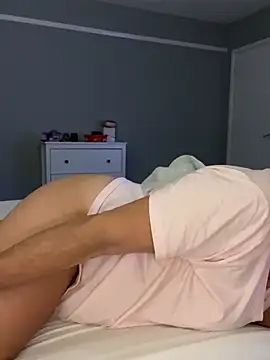 Blondnboujee53 webcam