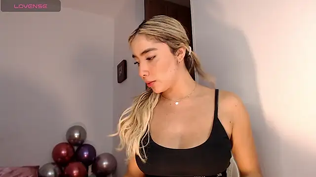 Marian_se live cam on StripChat