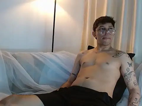 tonysexyboy webcam