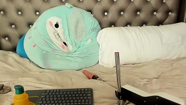 NadiaLyla webcam