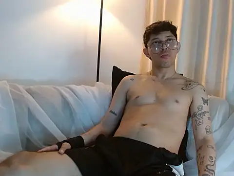 tonysexyboy webcam
