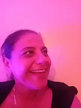 sasi_luna live cam on StripChat