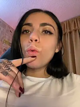 i_am_nina_ webcam