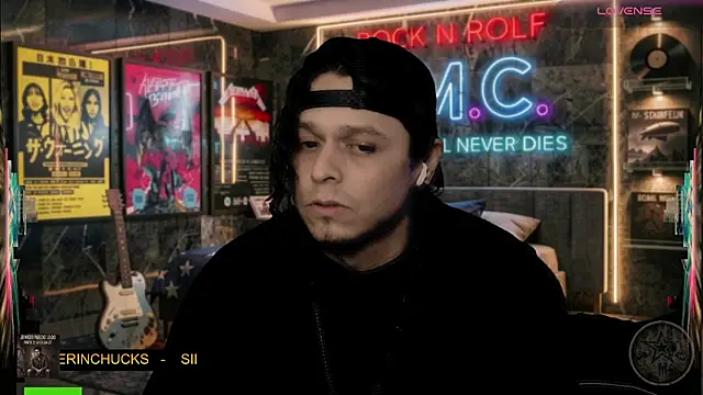 chino_roz webcam