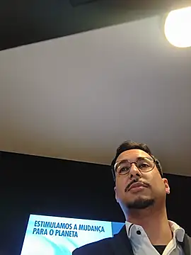 leolim220