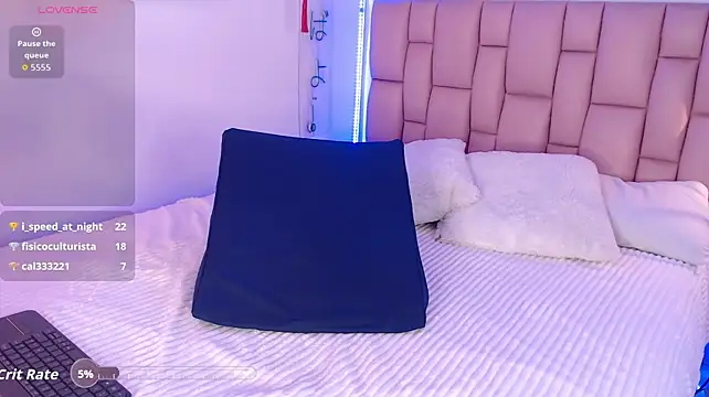 vanessa_toro (F young) - panty off and finger pussy