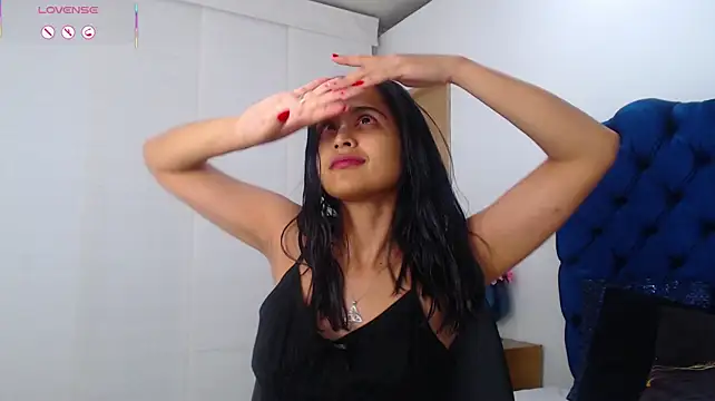 Lili666_ webcam