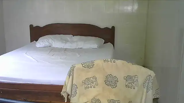 HotHunkHarry webcam