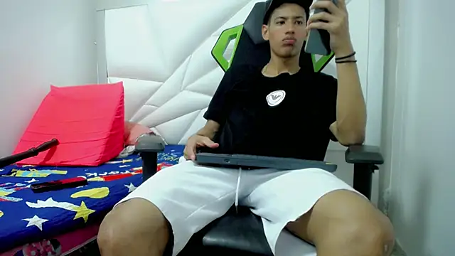 athlete_reese webcam