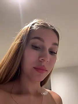 Nikii__ webcam