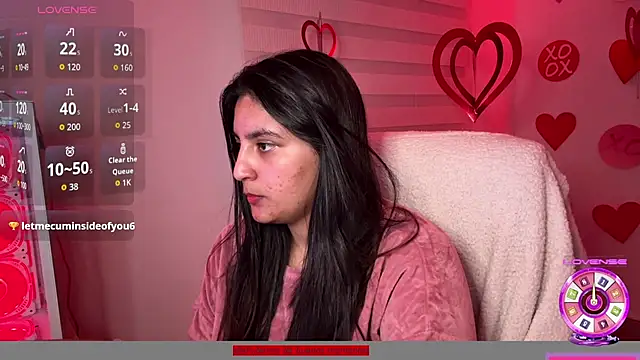 cloe_small live cam preview