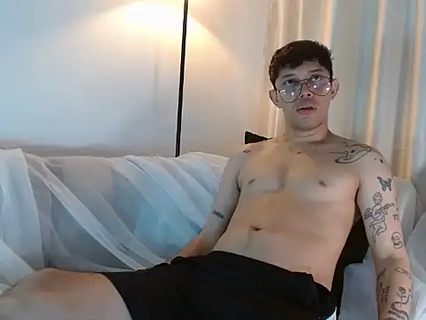 tonysexyboy (M young) - a look sexy
