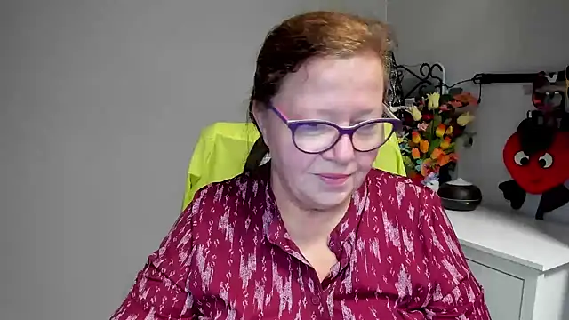 Adelewildx live cam on StripChat
