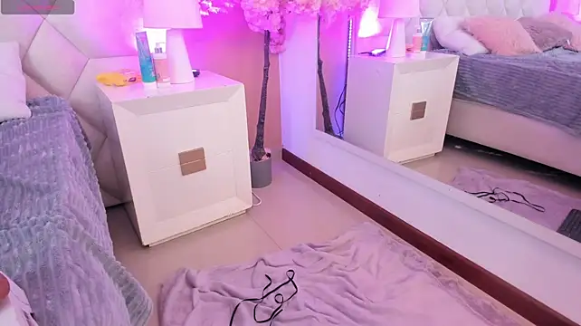 Chloe__fox_