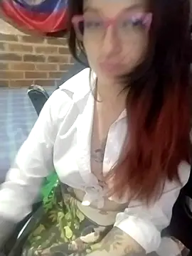 _Alaskamisa live cam on StripChat