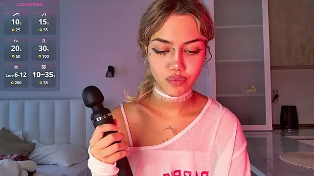 Mia_Syvelle