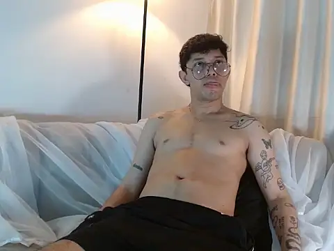 tonysexyboy live cam on StripChat