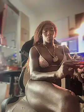 Model: Motherbigbus