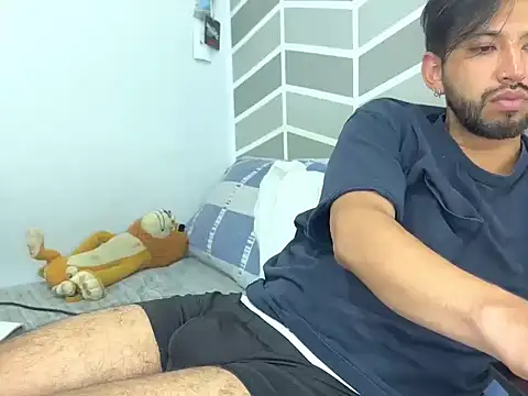 thomass1018 webcam