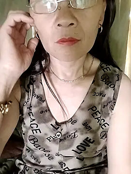 Alisa_x9x webcam