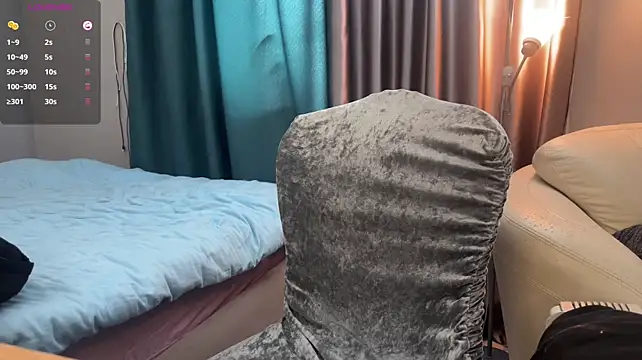 emily_is_here_
