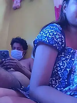hottycouple1 webcam