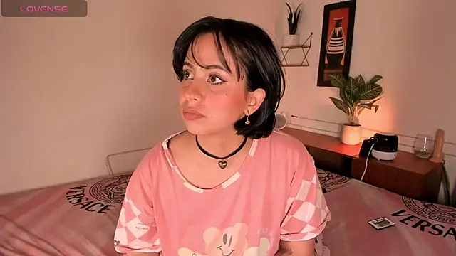 adriannyp_1 live cam preview
