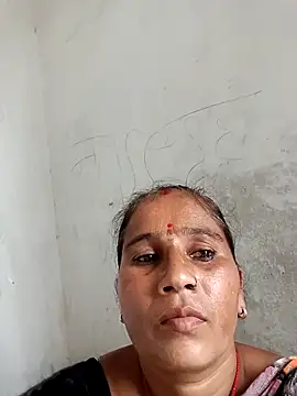 Pariraja_cute live cam preview