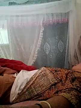Jasmine_Navaa