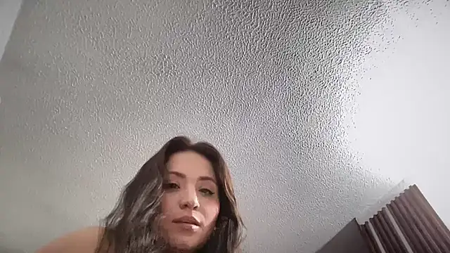 EmmaAlba05 webcam