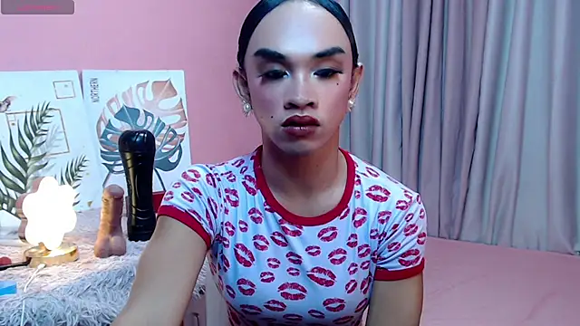 VivienneLuxe webcam