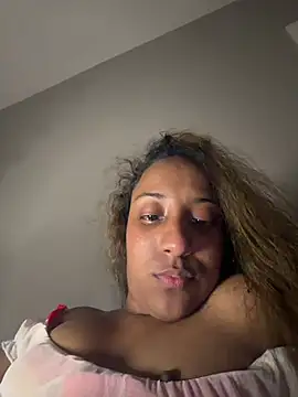 AwingEgotist webcam